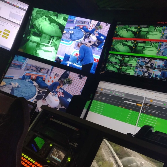 Wanna Meet Me  ? - Picture 9 of 9